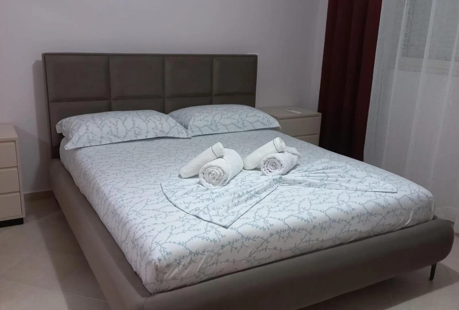 Apartament Vlorë アルバニア